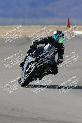 media/Nov-05-2022-SoCal Trackdays (Sat) [[f8d9b725ab]]/Turns 9 and 8 (1050am/